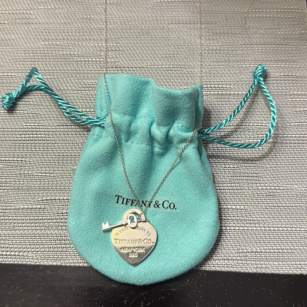 Tiffany&Co. HEART TAG WITH KEY PENDANT